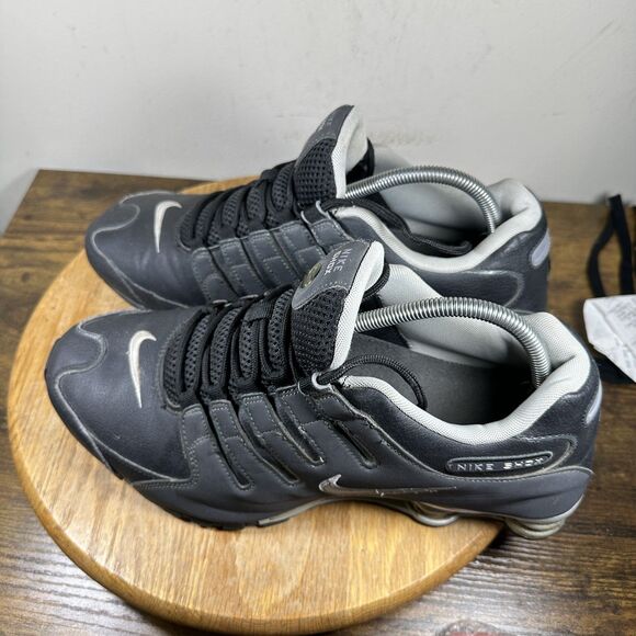 Nike Shox NZ Shoes Mens Size 11.5 Running Athletic Sneakers 501524-024 main image 9
